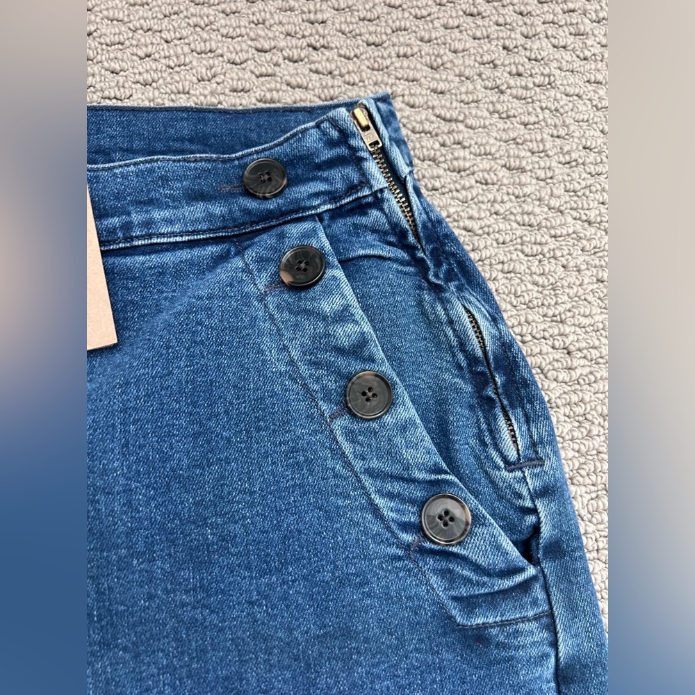 NWT Boden Greenwich Sailor Jeans
Nautical
Wide Leg
Side Zip
Preppy
Coastal
30 - Picture 3 of 13